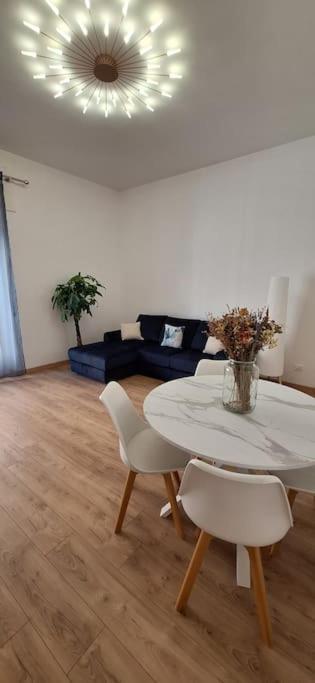 Faby & Fra Apartments 利沃诺 外观 照片